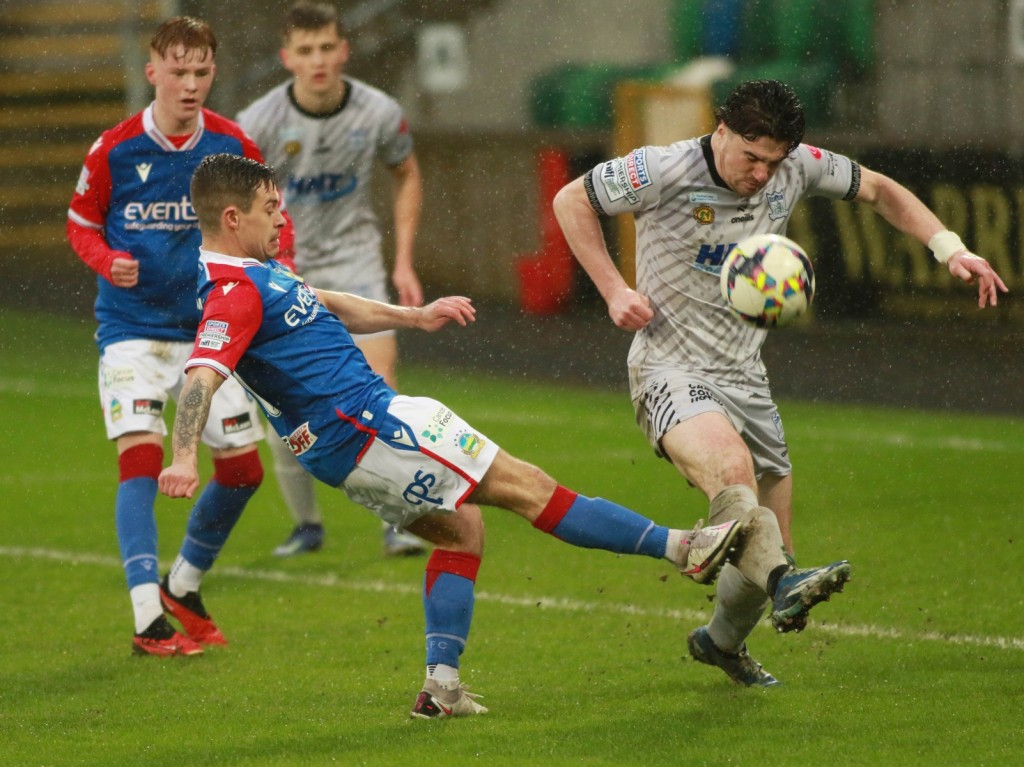 Larne and Linfield’s six-hits keep heat on at top… and Jordan Stewart’s return can boost Blues